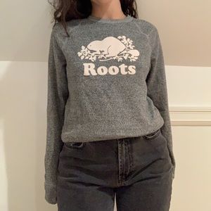 GREY ROOTS CREWNECK SWEATSHIRT